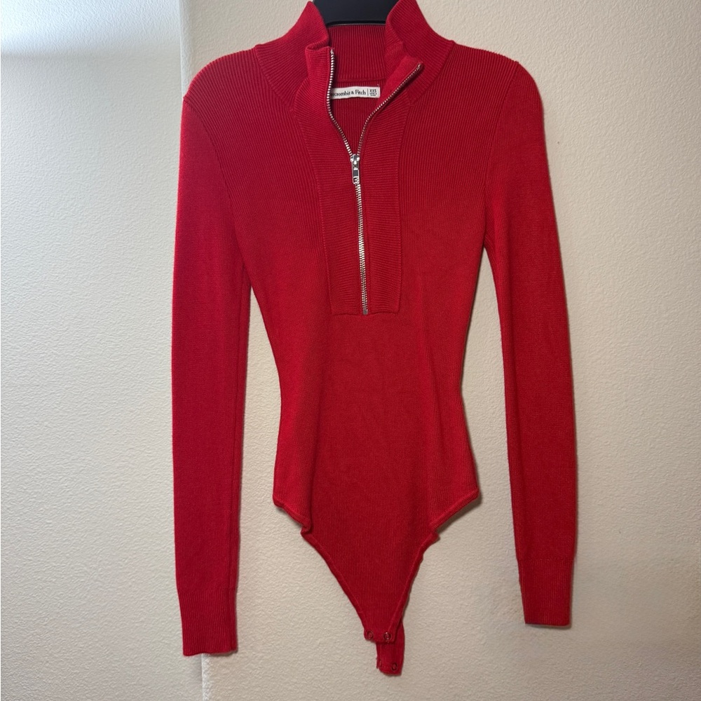 Red Zippered Women's Sweater Top bodysuit